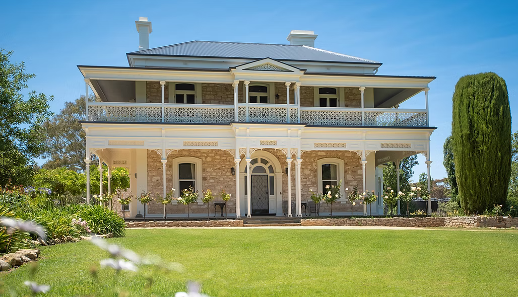 Wreaths and Bubbles at Padthaway Estate - Thursday 18 December